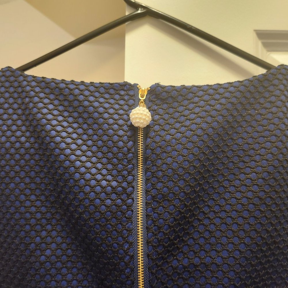 Dress - Picture 5 of 5